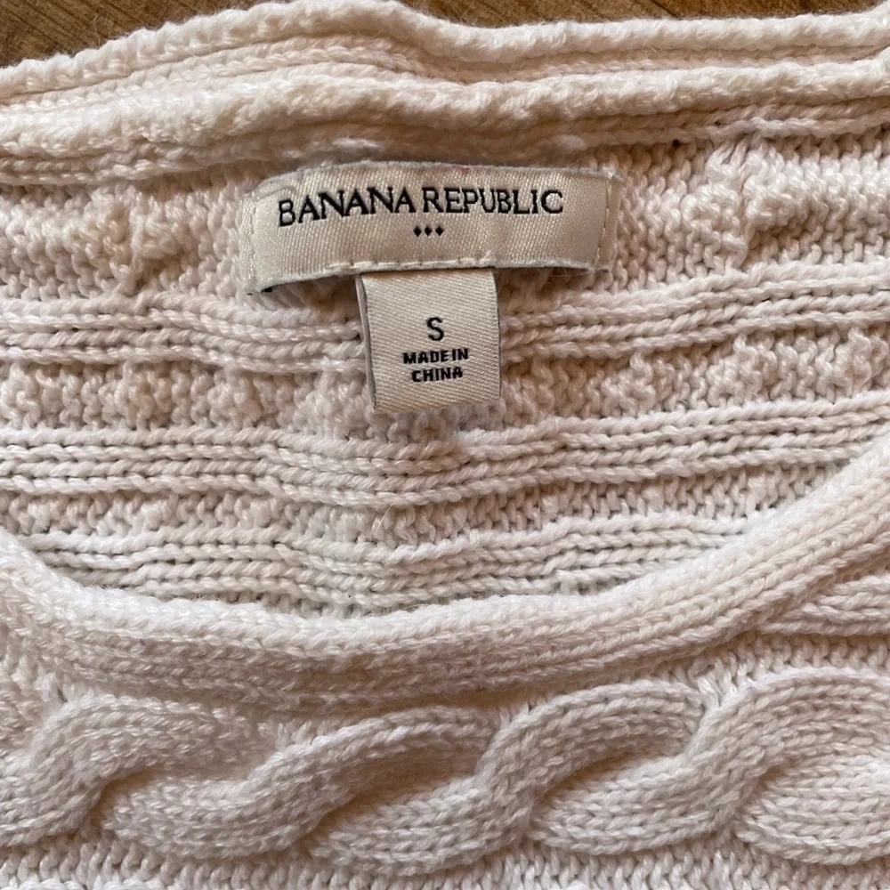 Sweater - Picture 4 of 4